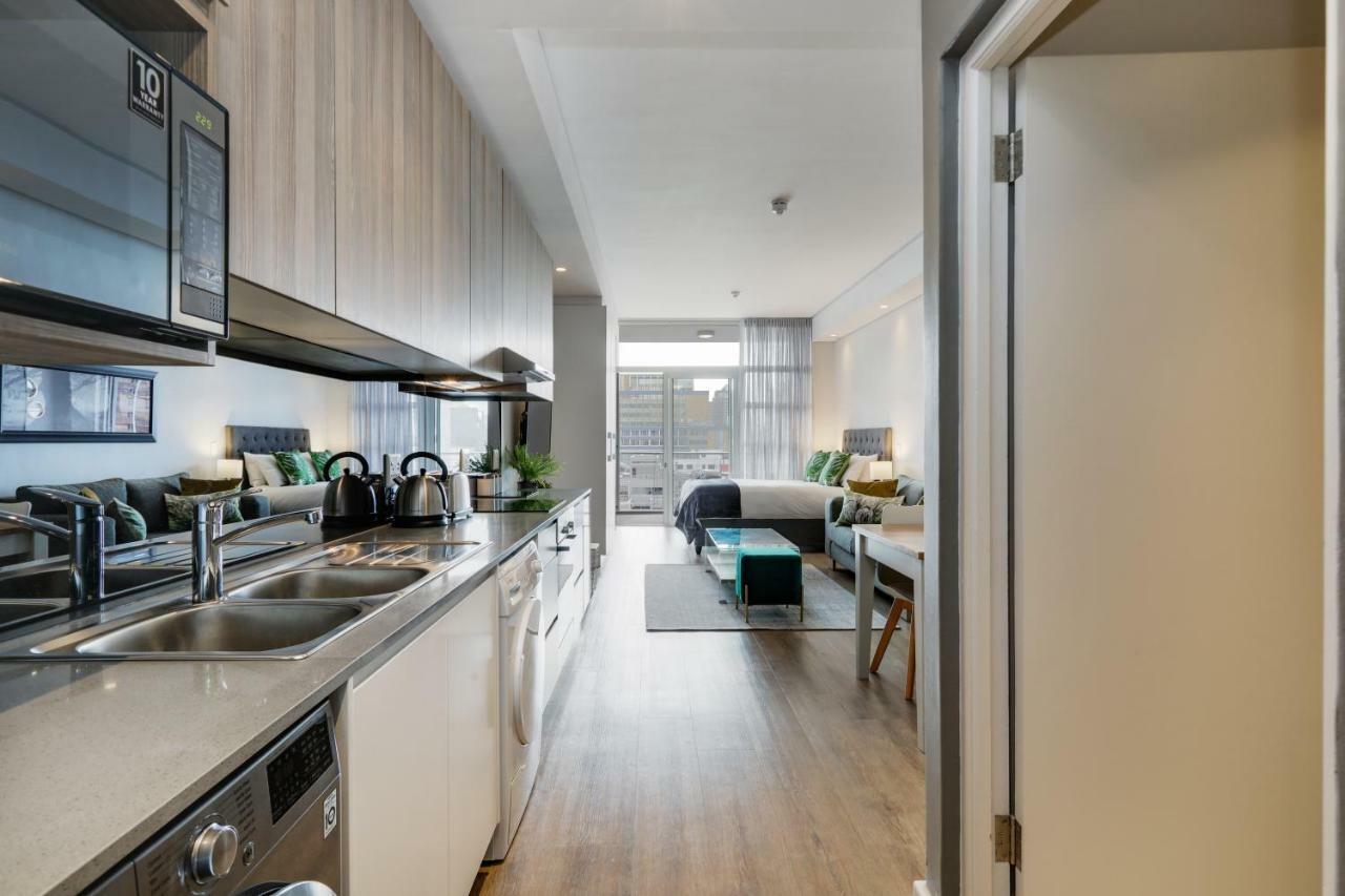 Backup-Power Eco Balcony Apartment Near Table Mountain كيب تاون المظهر الخارجي الصورة