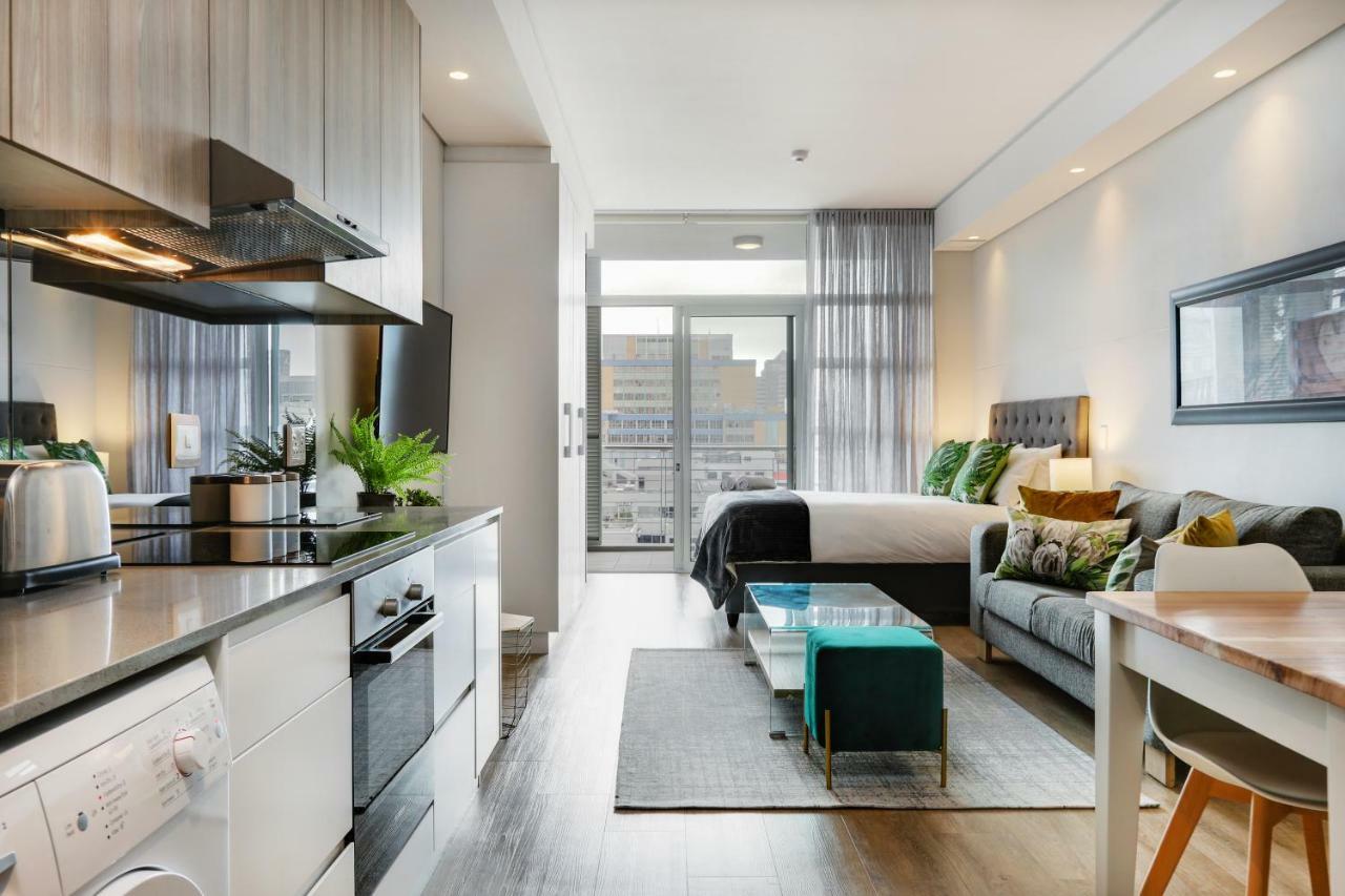Backup-Power Eco Balcony Apartment Near Table Mountain كيب تاون المظهر الخارجي الصورة