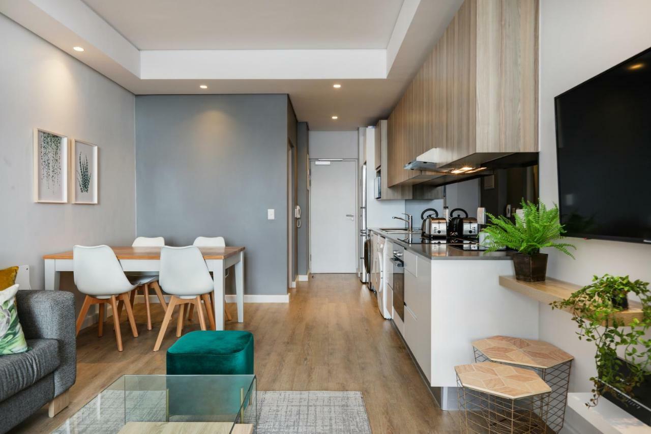 Backup-Power Eco Balcony Apartment Near Table Mountain كيب تاون المظهر الخارجي الصورة