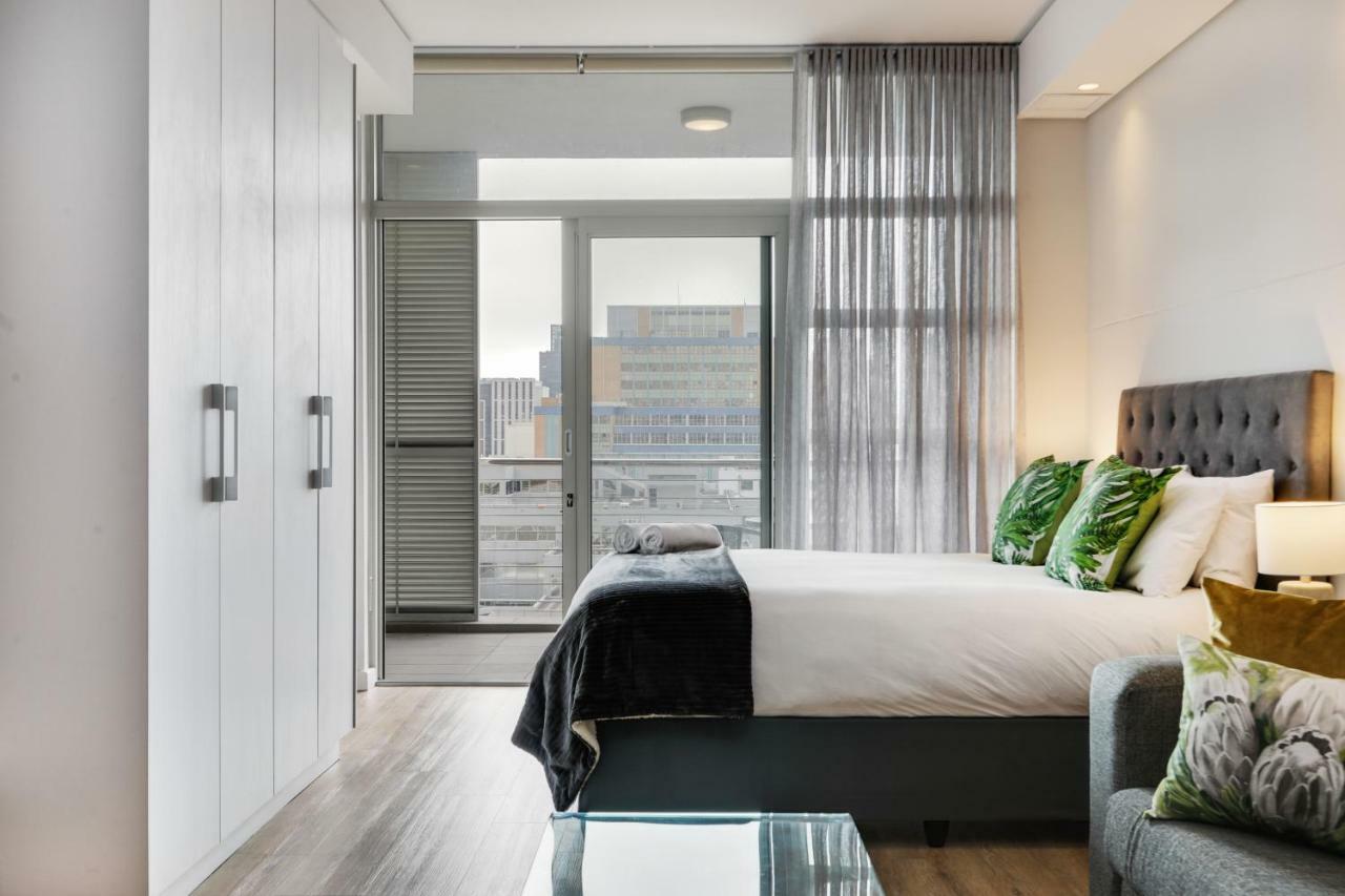 Backup-Power Eco Balcony Apartment Near Table Mountain كيب تاون المظهر الخارجي الصورة