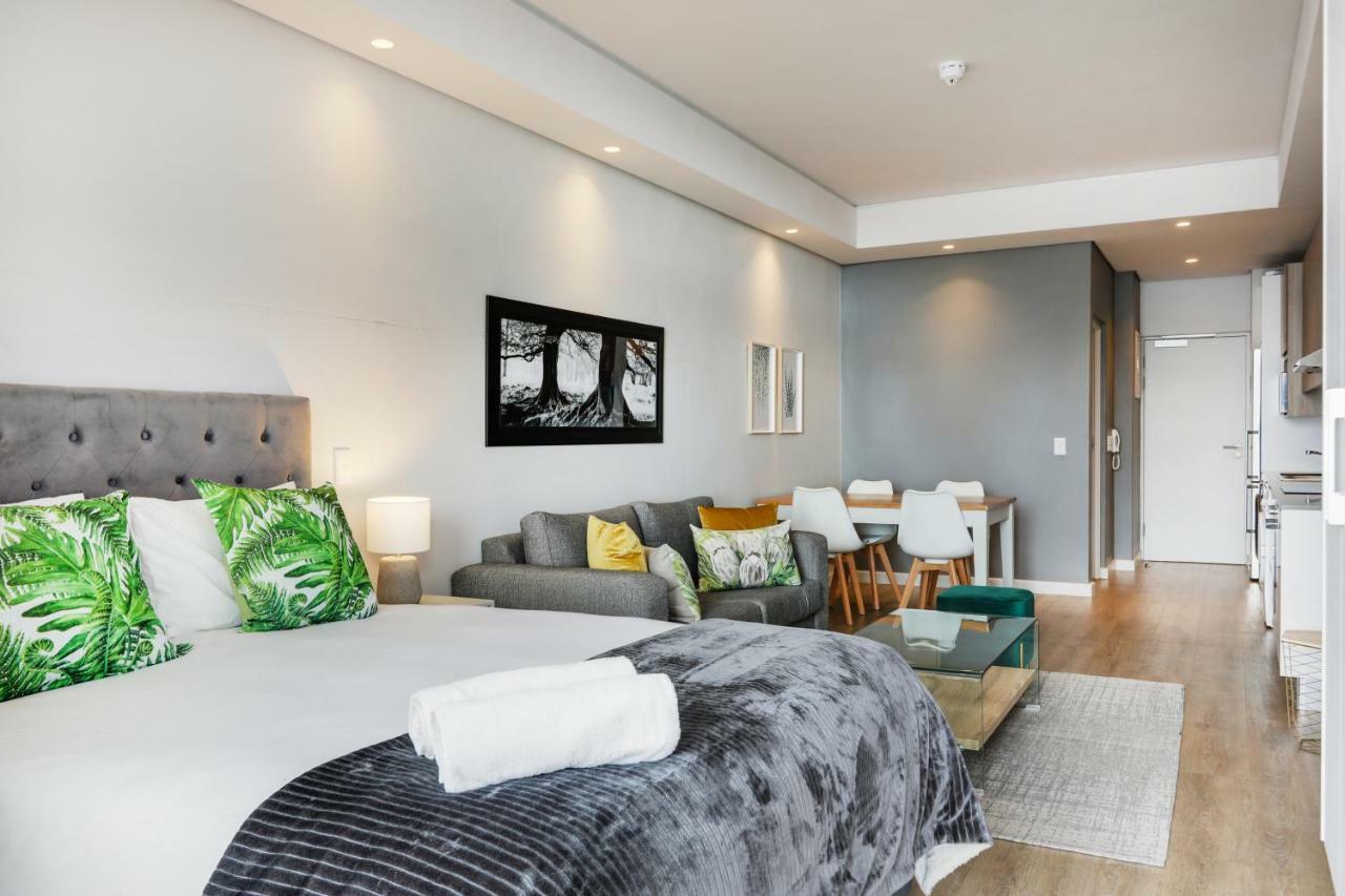 Backup-Power Eco Balcony Apartment Near Table Mountain كيب تاون المظهر الخارجي الصورة
