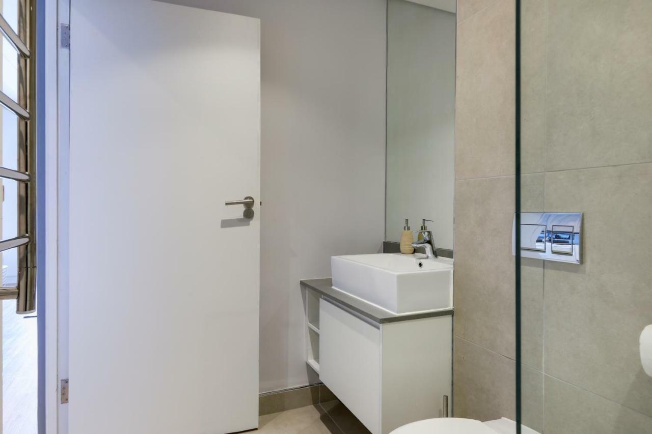 Backup-Power Eco Balcony Apartment Near Table Mountain كيب تاون المظهر الخارجي الصورة